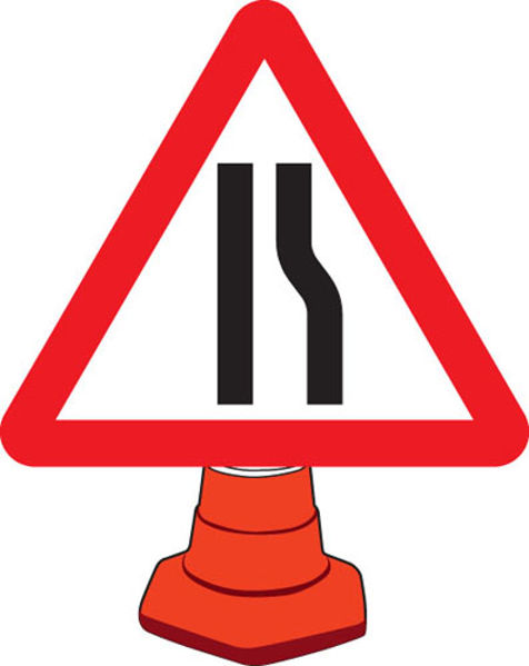 Picture of Road narrowing right cone sign 750mm