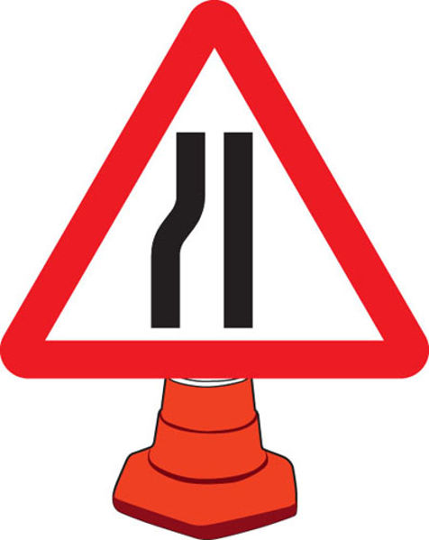 Picture of Road narrowing left cone sign 750mm